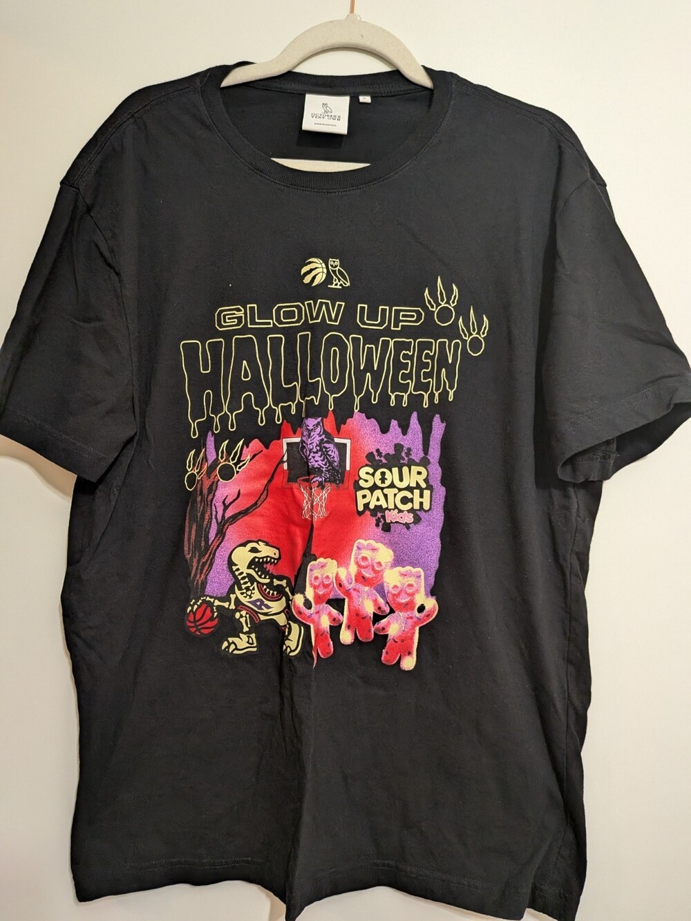 OVO x Toronto Raptors Glow Up Halloween Sour Patch Kids T-Shirt L Black Drake